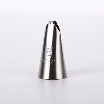 SN7171 Наконечник на кондитерский мешок листочек 13X25X40