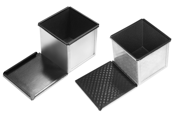 SN2182 Форма антипригарная для выпечки квадратного хлеба  100x100x100